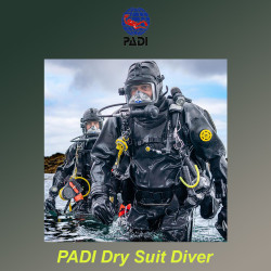 PADI Corso immersione con muta stagna in Italia e Malta